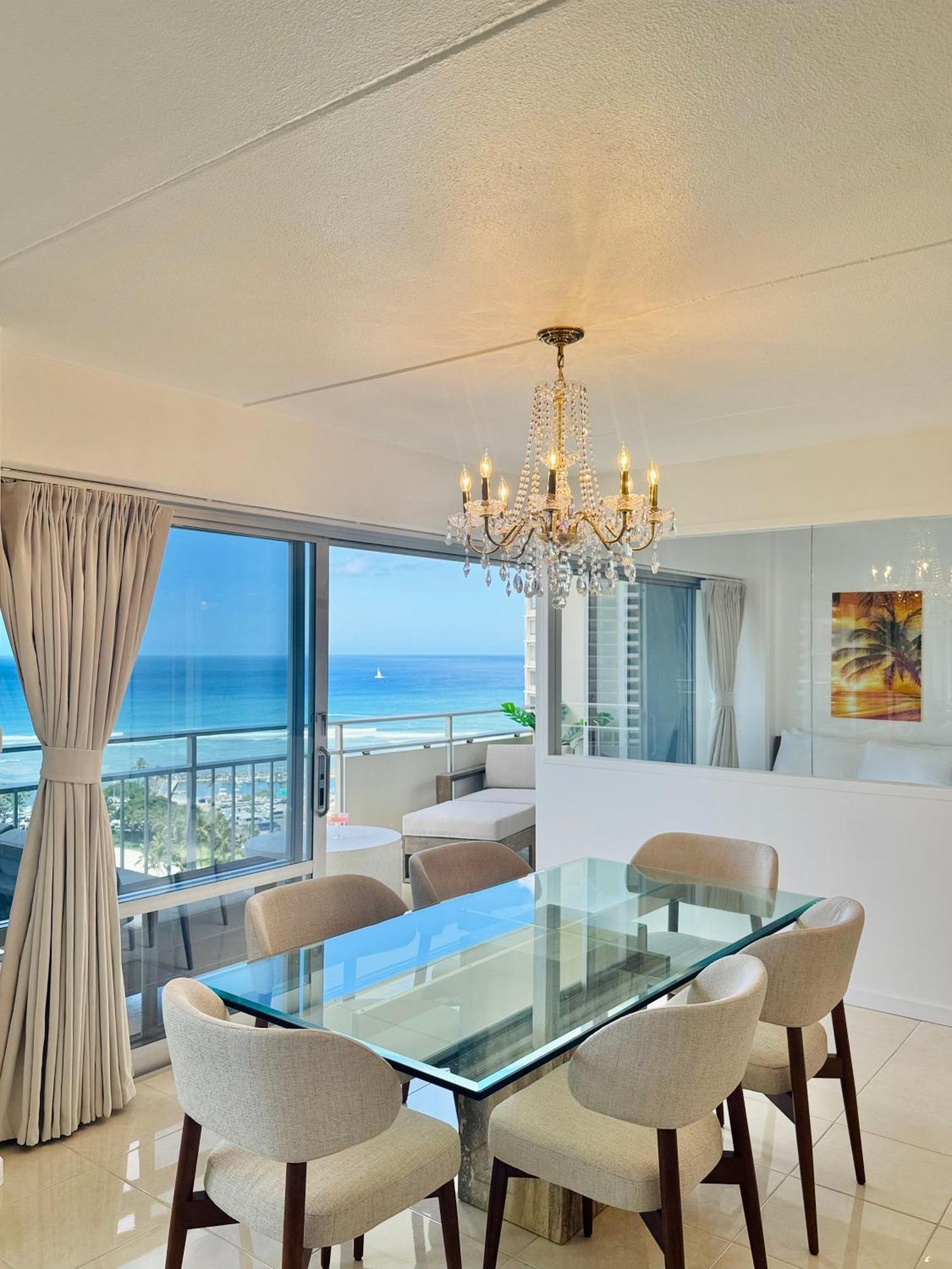 Apartment Panoramic Oceanview - Full Kitchen In Each Room, 2 Swimming Pools, Onsite Restaurants, Fireworks Every Friday Honolulu